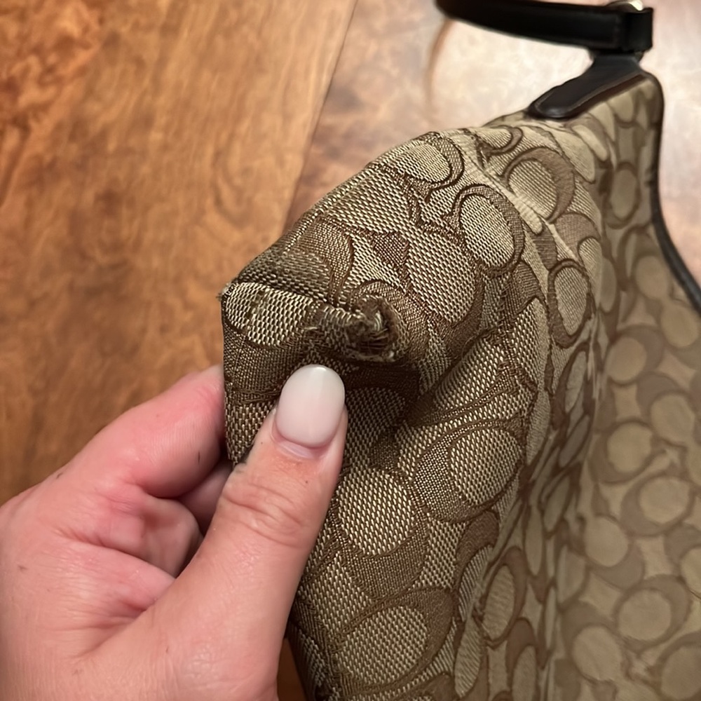 Coach Bag - Picture 5 of 6